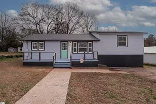 608 Littlejohn St, Gaffney, SC 29341 - Photo 1