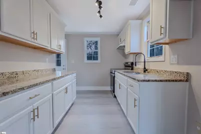 1922 Dobbins Avenue, Anderson, SC 29625 - Photo 9