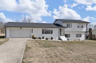 508 American Legion Rd, Greer, SC 29561 - Photo 3