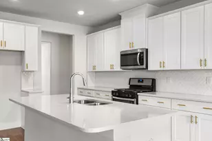 30 Shorncliffe Dr, Simpsonville, SC 29680 - Photo 43