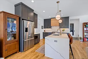 412 Perry Ave, Greenville, SC 29601 - Photo 9