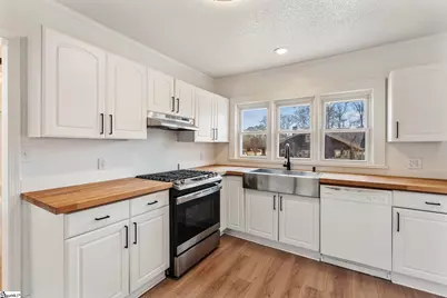 2305 W North Avenue, Anderson, SC 29625 - Photo 9