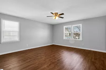 407 Old Paris Mountain Road, Greenville, SC 29609 - Photo 9