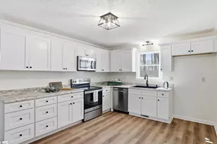 1006 Colleton Ct, Easley, SC 29642 - Photo 5