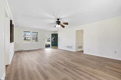 1006 Colleton Court, Easley, SC 29642 - Photo 9