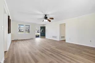 1006 Colleton Ct, Easley, SC 29642 - Photo 9