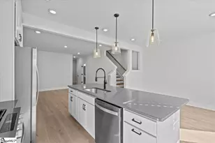 541 W Norvell Ct, Spartanburg, SC 29307 - Photo 9