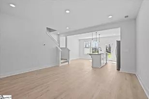 541 W Norvell Ct, Spartanburg, SC 29307 - Photo 13