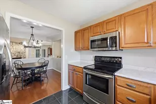 185 Tanager Cir, Greer, SC 29650 - Photo 13