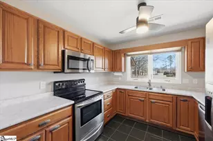 185 Tanager Cir, Greer, SC 29650 - Photo 11