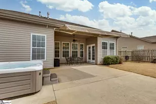 422 Bucklebury Rd, Greer, SC 29651 - Photo 39