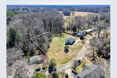 211 E Union Drive, Belton, SC 29627 - Photo 1