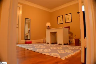 117 Hillcrest Cir, Greenville, SC 29609 - Photo 9