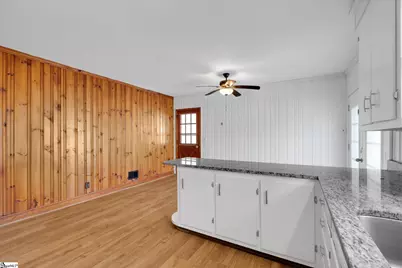 9 Forestdale Drive, Taylors, SC 29687 - Photo 11