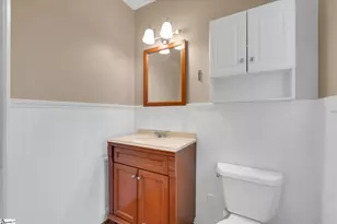 9 Forestdale Dr, Taylors, SC 29687 - Photo 17