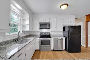 9 Forestdale Dr, Taylors, SC 29687 - Photo 9