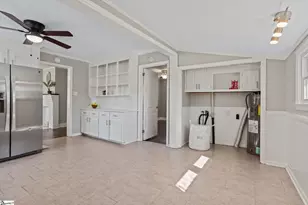 181 J St, Greer, SC 29651 - Photo 9