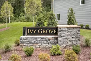 953 English Grn Wy, Woodruff, SC 29388 - Photo 3