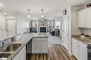 404 Grantham Ct, Spartanburg, SC 29303 - Photo 11