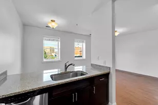 233 N Main St, Greenville, SC 29601 - Photo 3