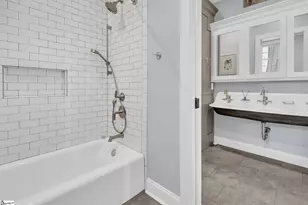 7 Gambrell Dr, Greenville, SC 29615 - Photo 41