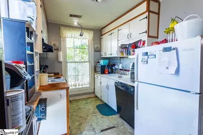 419 Academy Street, Laurens, SC 29360 - Photo 17