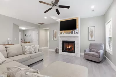 226 Oak Brook Lane, Gaffney, SC 29341 - Photo 3