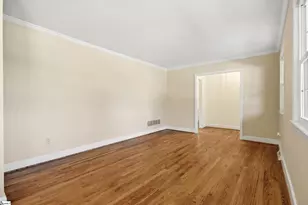 401 Dellrose Cir, Taylors, SC 29687 - Photo 7