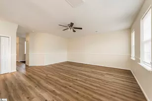 343 Annabel Dr, Boiling Springs, SC 29316 - Photo 3