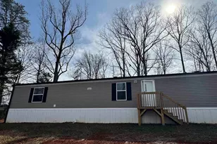 427 Circle Dr, Travelers Rest, SC 29690 - Photo 1