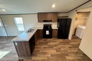 427 Circle Dr, Travelers Rest, SC 29690 - Photo 7