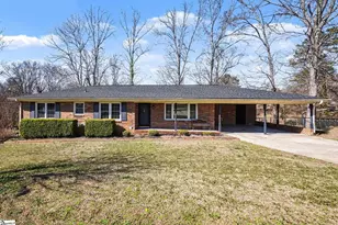 22 Woodridge Dr, Greenville, SC 29611 - Photo 3