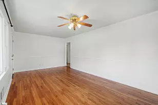 22 Woodridge Dr, Greenville, SC 29611 - Photo 7