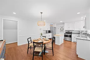 305 Crestwood Dr, Mauldin, SC 29662 - Photo 11