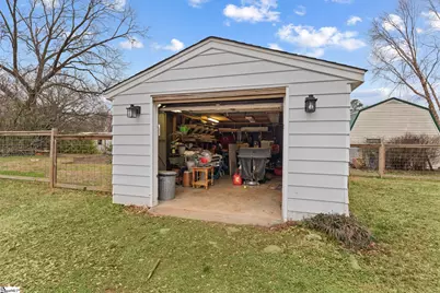 305 Crestwood Drive, Mauldin, SC 29662 - Photo 45