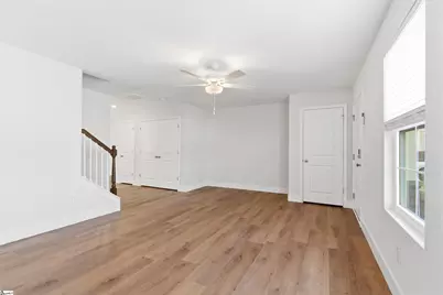 670 Blossom Run, Spartanburg, SC 29307 - Photo 5