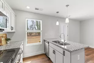 670 Blossom Run, Spartanburg, SC 29307 - Photo 9