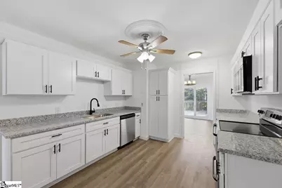 208 Ingleside Way, Greenville, SC 29615 - Photo 5