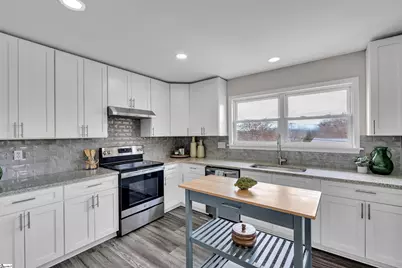 202 Kenilworth Drive, Greenville, SC 29615 - Photo 3