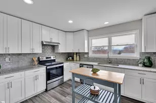 202 Kenilworth Dr, Greenville, SC 29615 - Photo 3