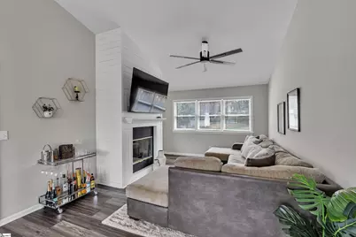 202 Kenilworth Drive, Greenville, SC 29615 - Photo 9