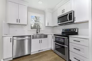 19 Velma Dr, Taylors, SC 29687 - Photo 5