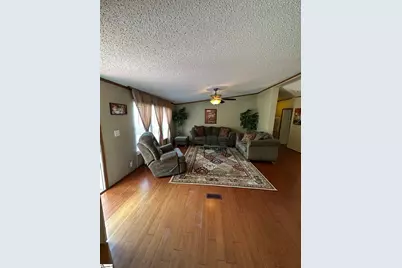 207 Elijah Simmons Road, Woodruff, SC 29388 - Photo 3