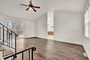 107 Bentbrush Dr, Simpsonville, SC 29680 - Photo 7