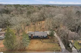 31 Long Forest Dr, Greenville, SC 29617 - Photo 3