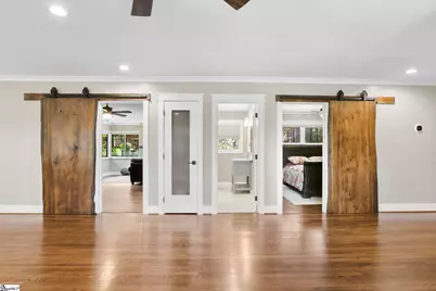 4 E Montclair Avenue, Greenville, SC 29609 - Photo 3