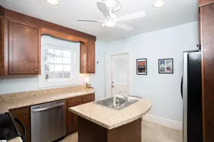 609 Bonham Ct, Anderson, SC 29621 - Photo 9