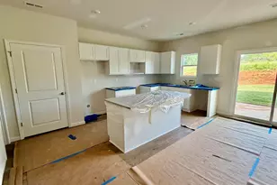 12150 Lansbury Dr, Inman, SC 29349 - Photo 11