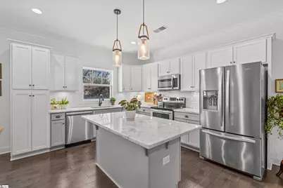 105 Burgess Avenue, Greenville, SC 29609 - Photo 7