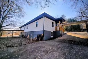 226 Holder St, Pickens, SC 29671 - Photo 5